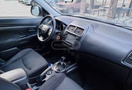 Mitsubishi, Outlander