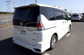 Nissan, Serena