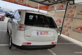 Mitsubishi, Outlander