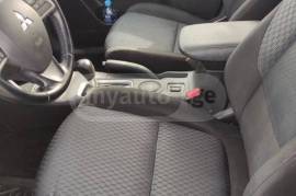 Mitsubishi, Outlander