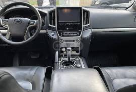 Toyota, Land Cruiser