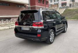 Toyota, Land Cruiser