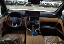 Lexus, LX series, LX 570