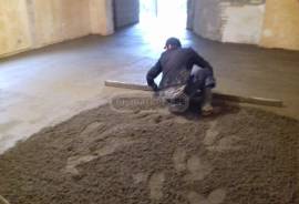 იატაკის მოჭიმვა(სტიაშკა, ბეტონის სამრეწველო იატაკები