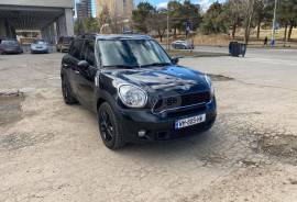 MINI, COUNTRYMAN