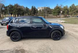 MINI, COUNTRYMAN