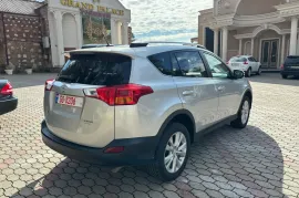 Toyota, RAV4