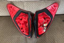 Автозапчасти, Фары и лампочки, задние фары, TOYOTA 