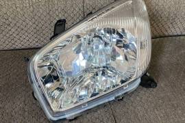 ავტონაწილები, ფარები და ნათურები, წინა ფარები, TOYOTA 