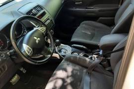 Mitsubishi, Outlander