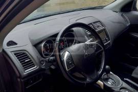 Mitsubishi, Outlander