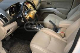 Mitsubishi, Outlander