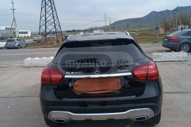 Mercedes-Benz, GLA-Class, GLA 250