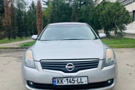 Nissan, Altima
