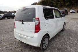 Suzuki , Wagon R+