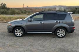 Mitsubishi, Outlander
