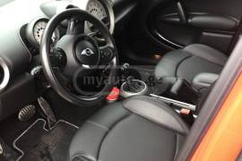 MINI, COUNTRYMAN