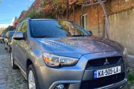 Mitsubishi, Outlander