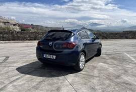 Opel, Astra