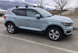 Volvo, XC Series, XC40 T5 Momentum