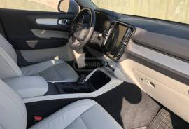 Volvo, XC Series, XC40 T5 Momentum