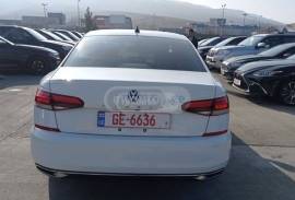 Volkswagen, Passat