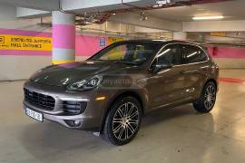 Porsche, Cayenne