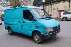 Mercedes-Benz, Sprinter