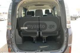 Toyota, Voxy