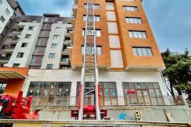 ამწე ლიფტის მომსახურება