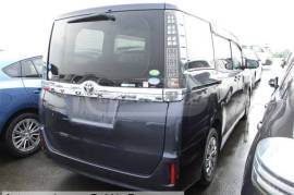Toyota, Voxy