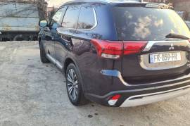Mitsubishi, Outlander
