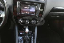 Volkswagen, Jetta