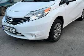 Nissan, Versa