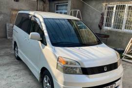Toyota, Voxy