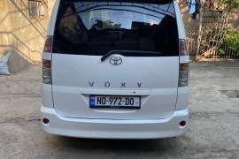 Toyota, Voxy