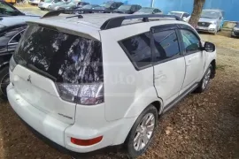 Mitsubishi, Outlander