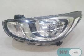 ავტონაწილები, ფარები და ნათურები, ბამპერის რეფლექტორები, HYUNDAI 