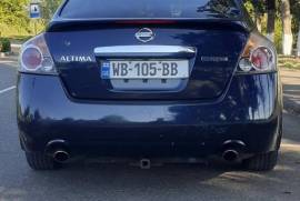 Nissan, Altima