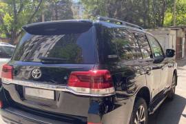 Toyota, Land Cruiser