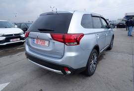 Mitsubishi, Outlander