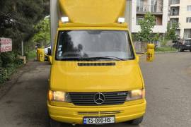 Mercedes-Benz, Sprinter