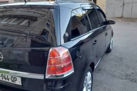 Opel, Zafira