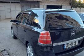Opel, Zafira