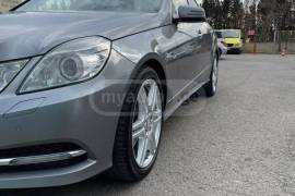 Mercedes-Benz, E CLASS, E 300