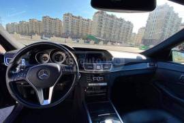 Mercedes-Benz, E CLASS, E 220