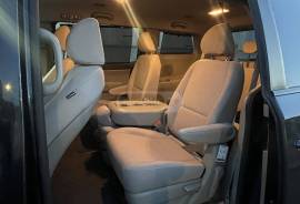 Kia, Carnival