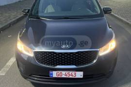 Kia, Carnival