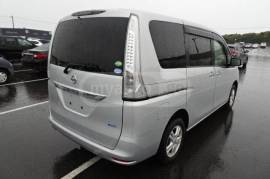 Nissan, Serena