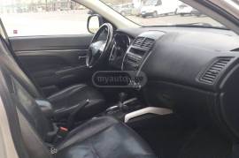 Mitsubishi, Outlander